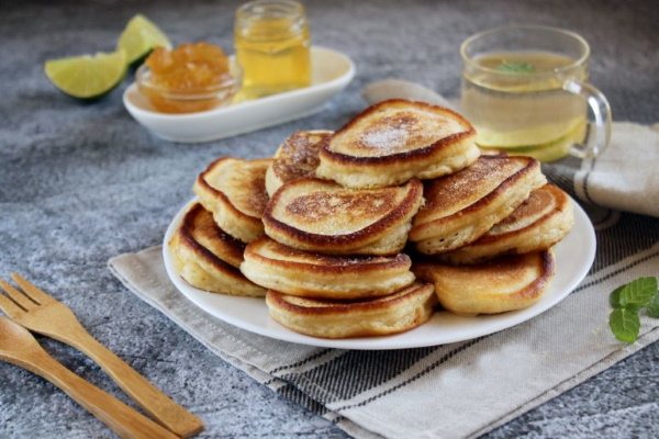 Оладьи из кислого кефира пышные. Рецепты с фото