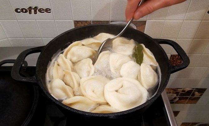 сколько варить вареники