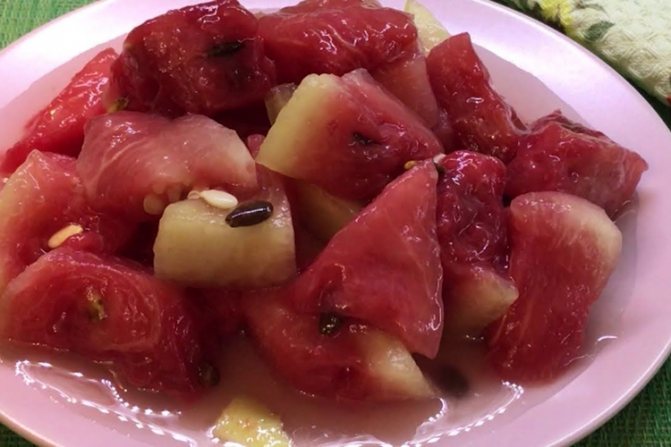 Соленый арбуз с имбирем