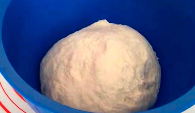 замесили-тесто