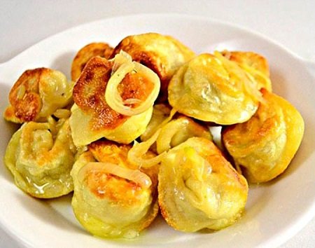 Жареные пельмени с сыром